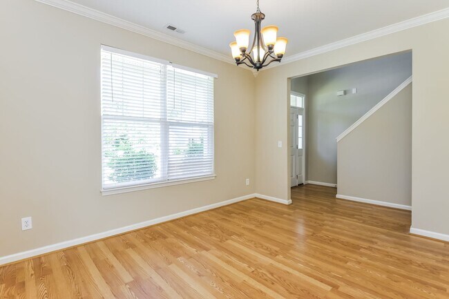 Building Photo - 357 Stobhill Ln