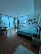 Building Photo - 1900 N Bayshore Dr