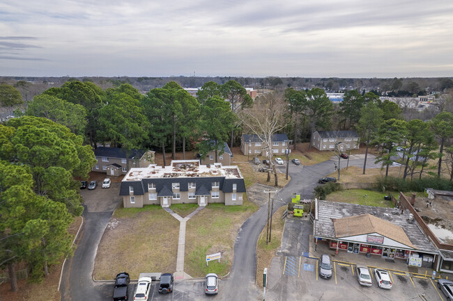 Building Photo - Sunnybrook Apartments