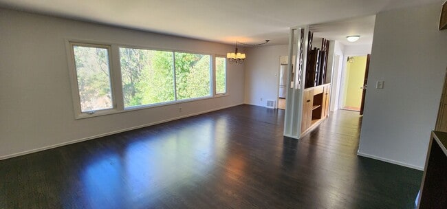 Photo - Midtown Terrace Home 2 Bedroom + Bonus Room