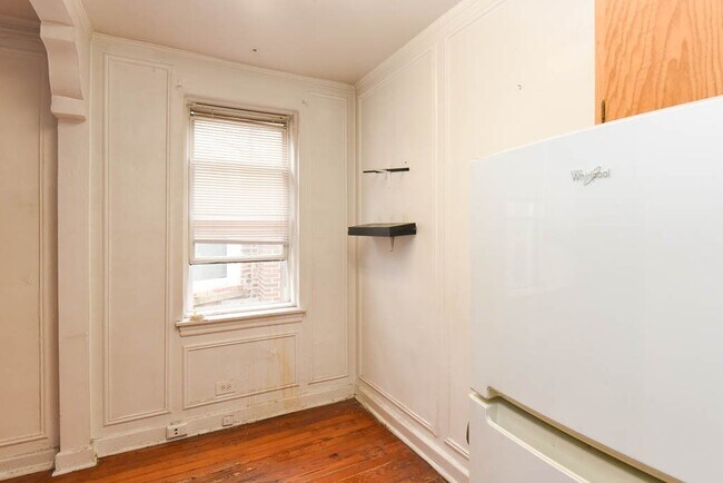 Foto del edificio - 4060 N Kenmore Ave