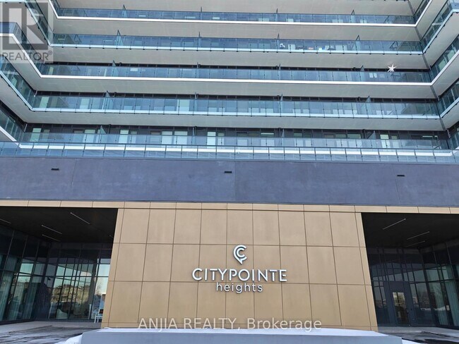 Photo du bâtiment - 15 Skyridge Dr