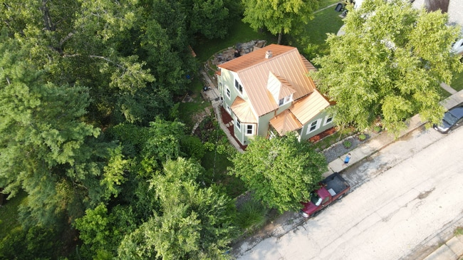 Building Photo - 5516 Walnut St
