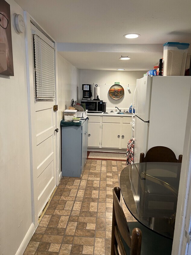 Foto principal - 608 E Fremont St