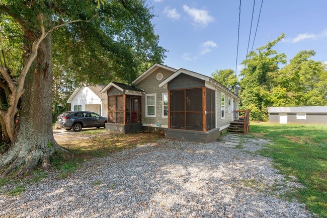 Photo - 4B Mims Ave House