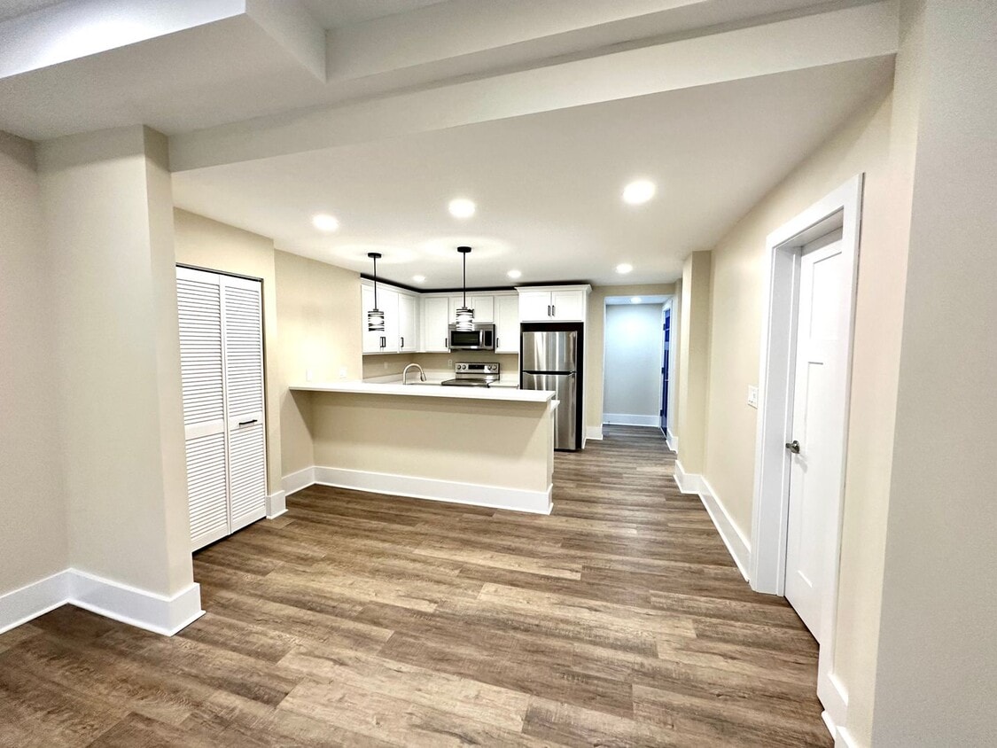 933 - 320/322 Boggs Avenue - 933 - 320/322 Boggs Avenue