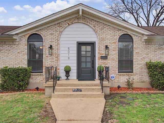 Building Photo - 5019 Blanchard Dr