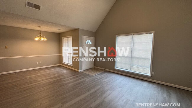 Building Photo - 4198 Meadow Valley Dr E