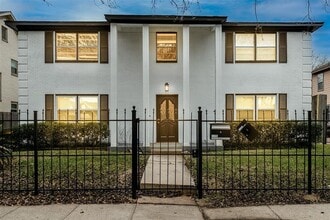Building Photo - 2614 Cleburne St