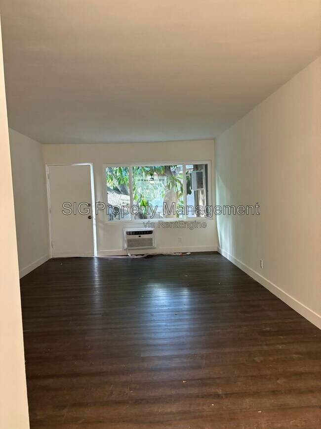 Building Photo - 10212 Tujunga Canyon Blvd