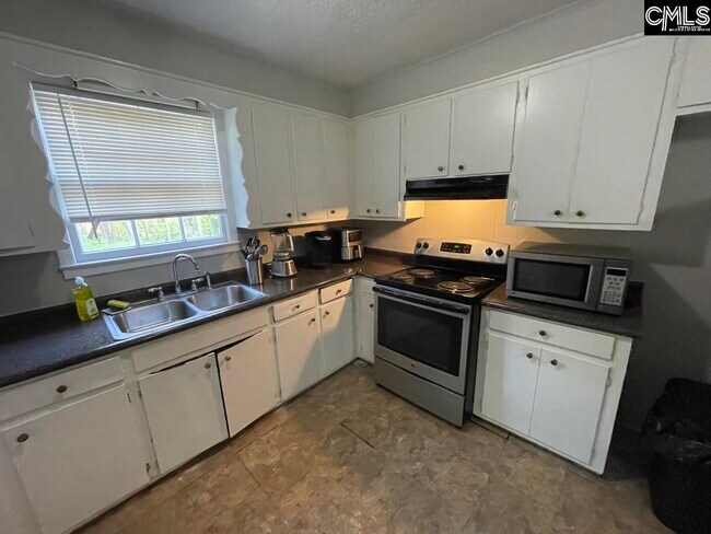 Foto del edificio - 1900 Lorick Ave