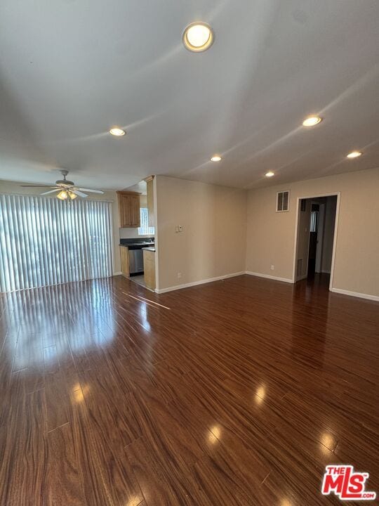 Foto del edificio - 2134 S Bentley Ave