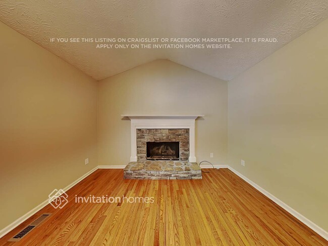 Building Photo - 204 Hawkins Farm Cir
