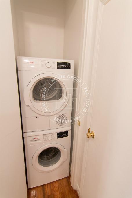 Building Photo - 319 Hooper St