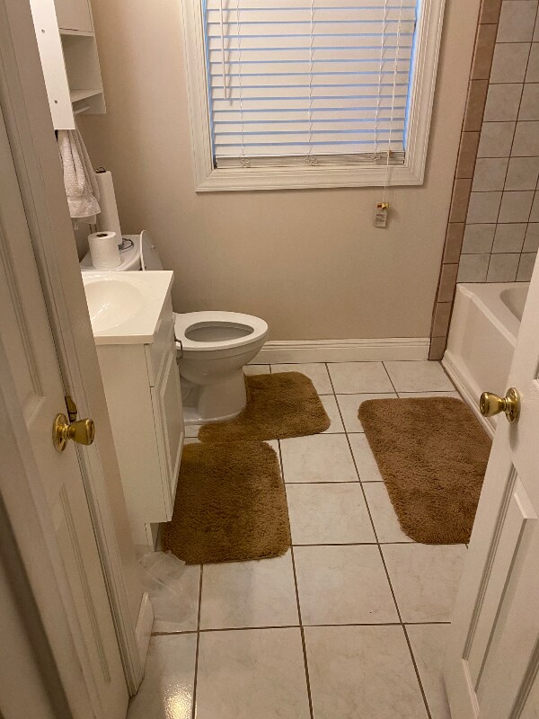 Building Photo - 6216 Mandeville St