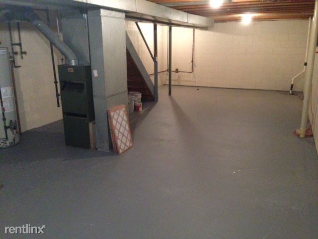 Building Photo - 2 br, 1.5 bath Townhome - 122 Grand Manor Dr
