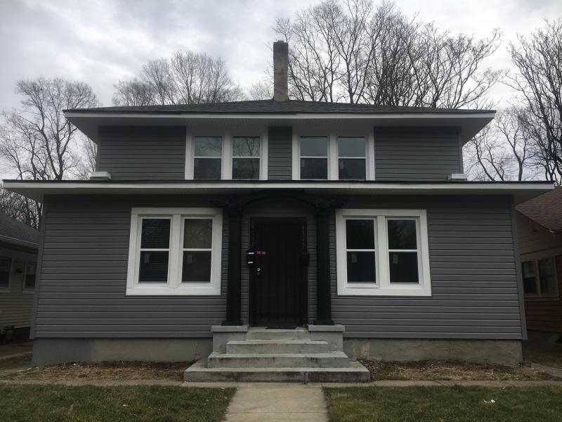 Foto principal - 4515 College Ave