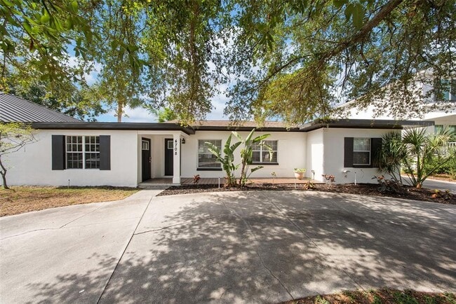 Building Photo - 4708 W El Prado Blvd