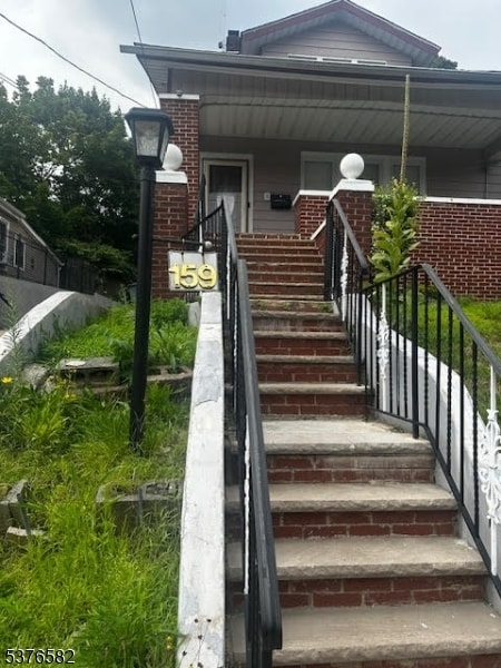 Building Photo - 159 Lincoln Pl