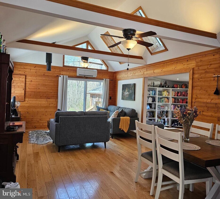 711 Lakeside Dr, Harpers Ferry, WV 25425 House Rental in Harpers