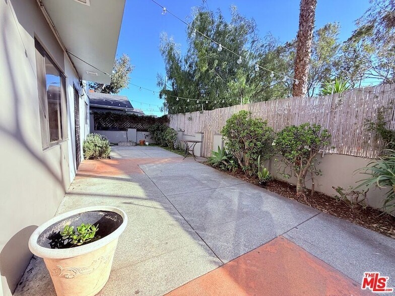 Foto principal - 1531 Cabrillo Ave