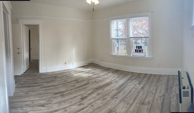 Building Photo - 1239 Park Ave