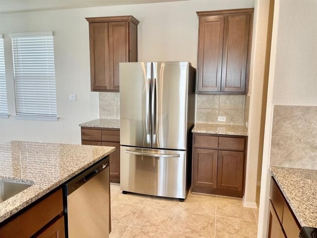 Building Photo - 111 Living Reef Dr