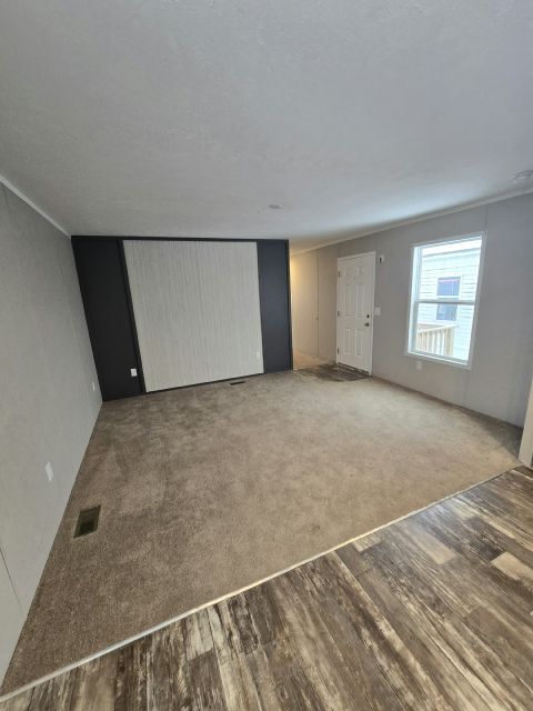 Building Photo - 1455 East Dr