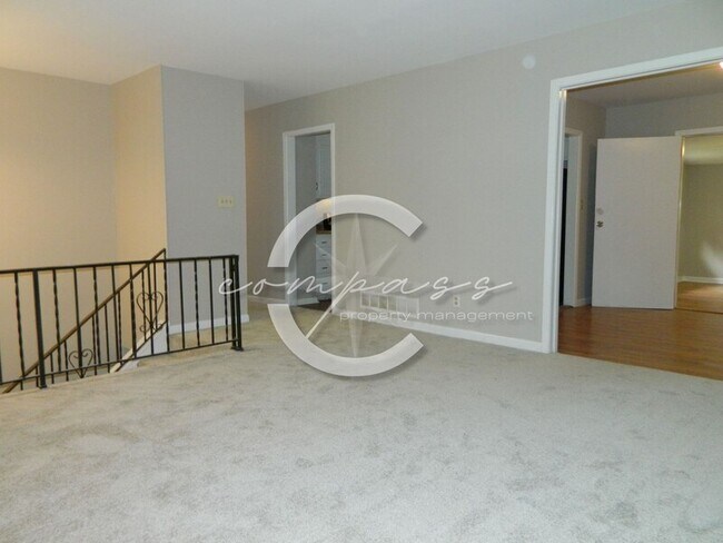 Building Photo - 4008 Emerald N Dr