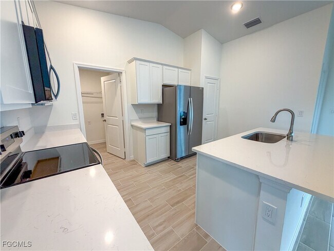 Foto del edificio - 420 NW 4th Terrace