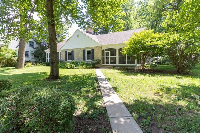 Building Photo - 6353 Riverview Dr