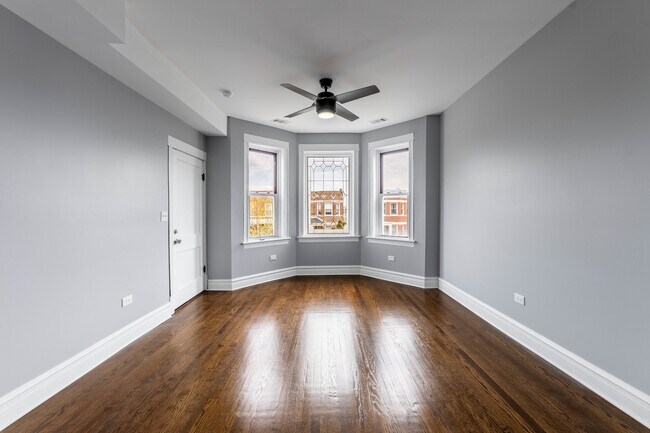 Building Photo - 2102 S 49th Ave