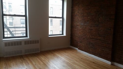 Foto del edificio - 245 W 22nd St