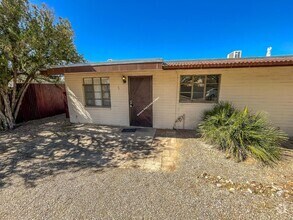 Building Photo - 3657 N Los Altos Ave