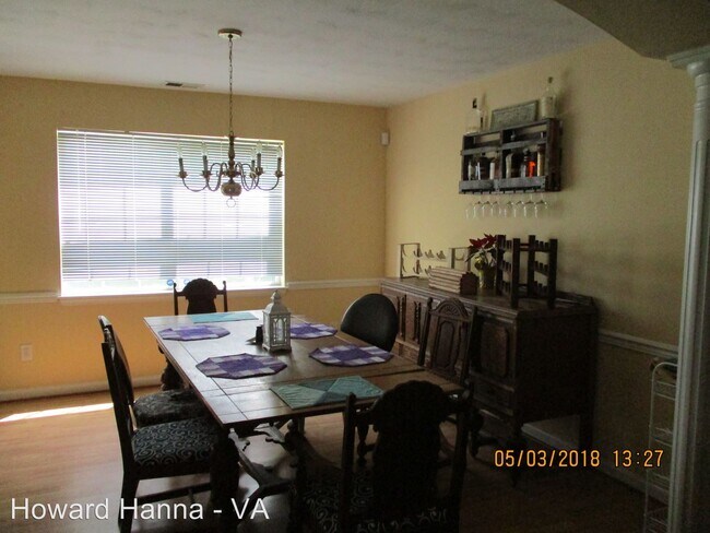 Building Photo - 6734 Burbage Landing Cir
