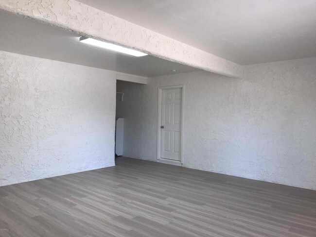Building Photo - 18216 N 24th Dr