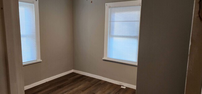 Building Photo - Home For Rent in Newport, TN
