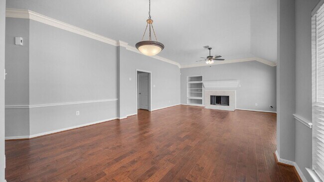 Foto del edificio - Welcome home to Alden Bridge, where comfort meets The Woodlands lifestyle!