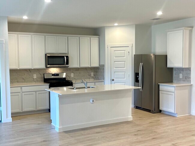 Foto del edificio - 31710 Carlisle Cv Ct