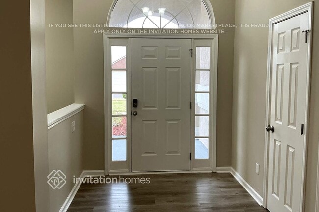 Building Photo - 601 Thornberry Rd