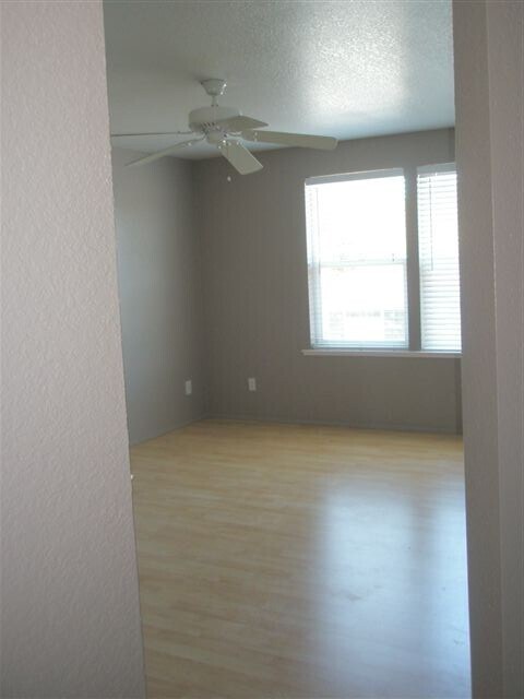 Building Photo - 4012 Colby Ave