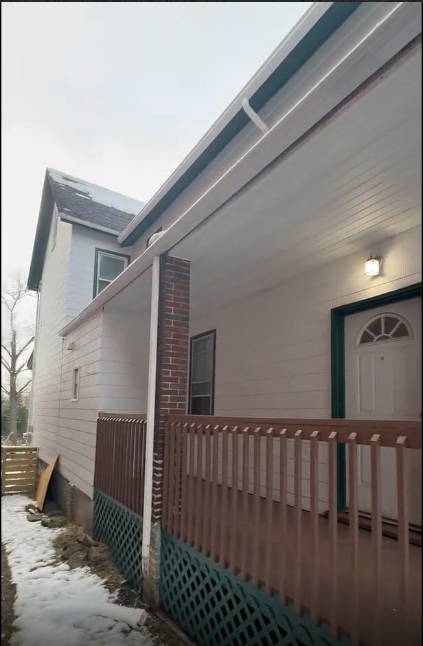 Building Photo - 745 Franklin Ave