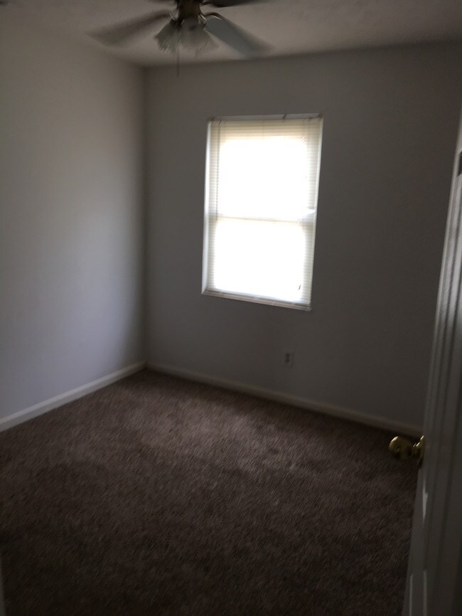 Foto del edificio - 3 bedroom townhouse Colearain