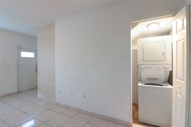 Foto del edificio - 342 NW 84th Terrace