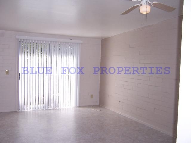 Building Photo - 203 W 25th St
