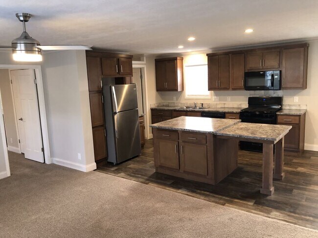 Building Photo - 1801 W 92nd Ave