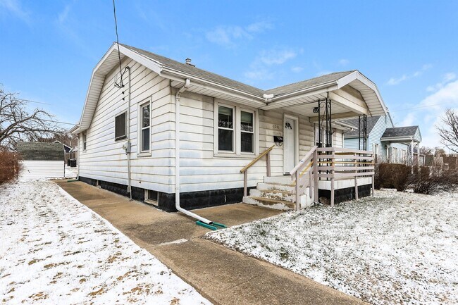 Foto del edificio - 1201 S 14th St