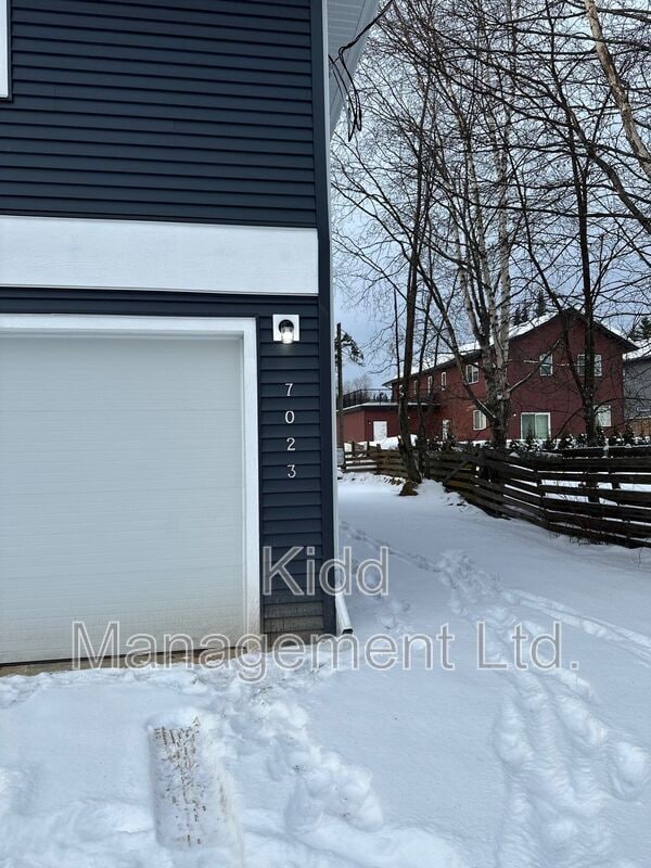 Photo du bâtiment - 7023 Kennedy Crescent