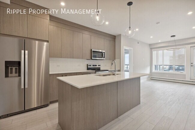 Building Photo - AMAZING 2 BEDS+DEN/ 2 BATHS CONDO WITH UNDERGROUND PARKING!