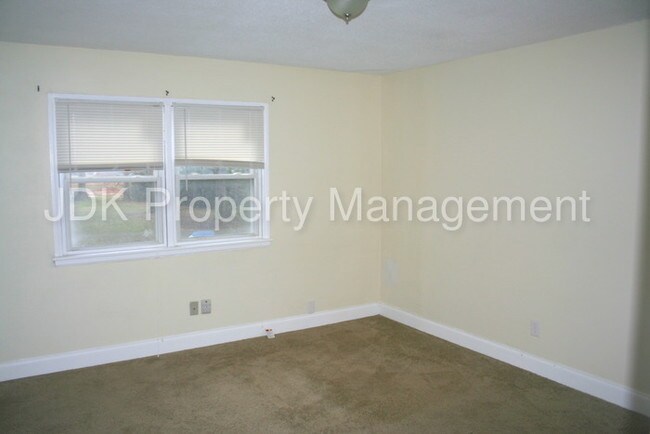 Foto del edificio - Apartment 2 of Mebane Downs Townhomes